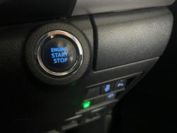 2020 Toyota
                Hilux SR5