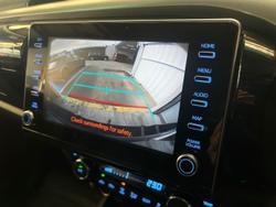 2020 Toyota
                Hilux SR5