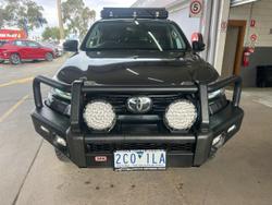 2020 Toyota
                Hilux SR5
