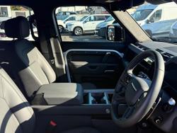 2025 Land Rover Defender 110 P525 V8 L663 MY25.5 AWD Fuji White