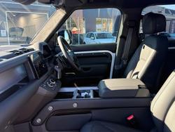 2025 Land Rover Defender 110 P525 V8 L663 MY25.5 AWD Fuji White