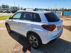 2025 Suzuki
Vitara Turbo
