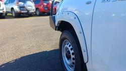 2015 TOYOTA
HILUX SR (4x4)