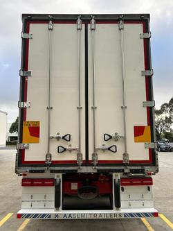 2020 Maxitrans St3 22 Pallet -30 Double Stacker, Rt