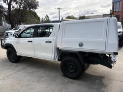 2020 Toyota
Hilux SR