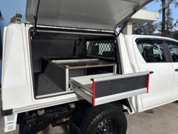 2020 Toyota
Hilux SR