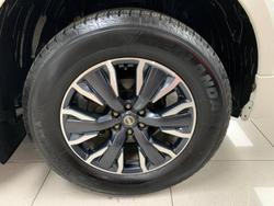 2017 Nissan Navara ST N-SPORT D23 Series 2 4X4 Dual Range White Diamond