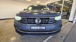 2021 VOLKSWAGEN
TIGUAN 110TSI LIFE