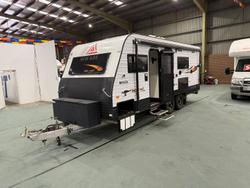 New AGE Caravans BIG Red 19E Slider
