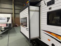 2018 New Age Caravans Big Red 19E Slider