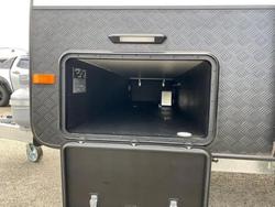 2025 New Age Caravans New Age Manta Ray Mr16e