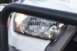 2021 Toyota Hilux SR GUN126R 4X4 Dual Range Glacier White