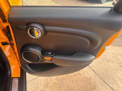 2016 MINI Clubman Cooper F54 Orange