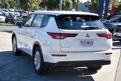 2021 Mitsubishi Outlander ES ZM MY22 AWD White