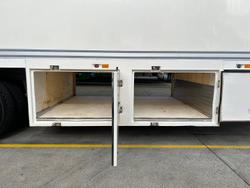 2011 FTE St3 22 Pallet -30 Freezer, Rear Evap, Rt Side Door