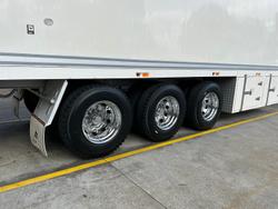 2011 FTE St3 22 Pallet -30 Freezer, Rear Evap, Rt Side Door