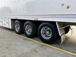 2011 FTE St3 22 Pallet -30 Freezer, Rear Evap, Rt Side Door