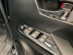 2020 Toyota Hilux SR5