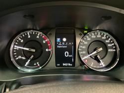 2020 Toyota Hilux SR5