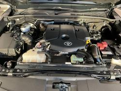 2020 Toyota Hilux SR5