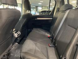 2020 Toyota Hilux SR5