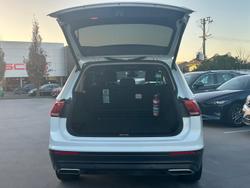 2021 Volkswagen
                Tiguan 162TSI Proline Allspace