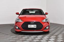 2014 Hyundai
                Veloster SR Turbo