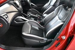 2014 Hyundai
                Veloster SR Turbo