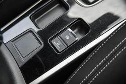 2020 Mitsubishi
Outlander ES