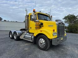 Kenworth T404SAR DAY CAB