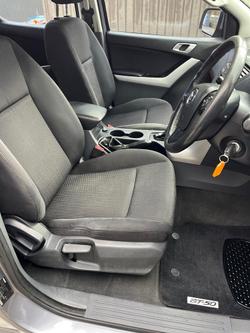 2015 Mazda BT-50 XTR Hi-Rider UP 4x2 Titanium Grey