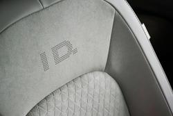 2025 Volkswagen ID. Buzz Pro BEV560