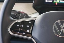 2025 Volkswagen ID. Buzz Pro BEV560