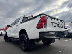 2020 Toyota
Hilux SR