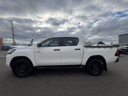 2020 Toyota
Hilux SR
