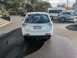 2013 Mitsubishi
Outlander ES