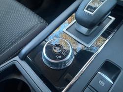 2023 Mitsubishi
Outlander ES