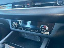 2023 Mitsubishi
Outlander ES