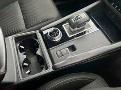 2023 Mitsubishi
                Outlander ES