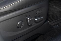 2025 Hyundai
Palisade Calligraphy Black Ink
