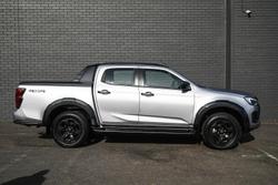 2024 Isuzu
D-MAX X-TERRAIN