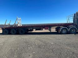 Unknown Tri Axle Flat Bed Trailer