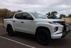2023 Mitsubishi
Triton GLS