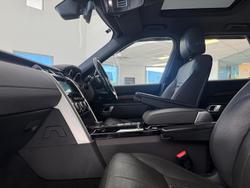 2017 Land Rover Discovery SD4 S Series 5 MY17 Four Wheel Drive Corris Grey