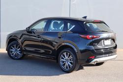 2025 Mazda
CX-5 G25 Akera