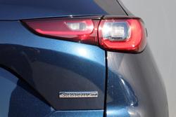 2025 Mazda
CX-5 G25 Akera