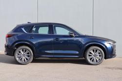 2025 Mazda
CX-5 G25 Akera