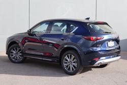 2025 Mazda
CX-5 G25 Akera