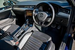 2017 Volkswagen
Passat Alltrack Wolfsburg Edition