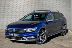 2017 Volkswagen
Passat Alltrack Wolfsburg Edition